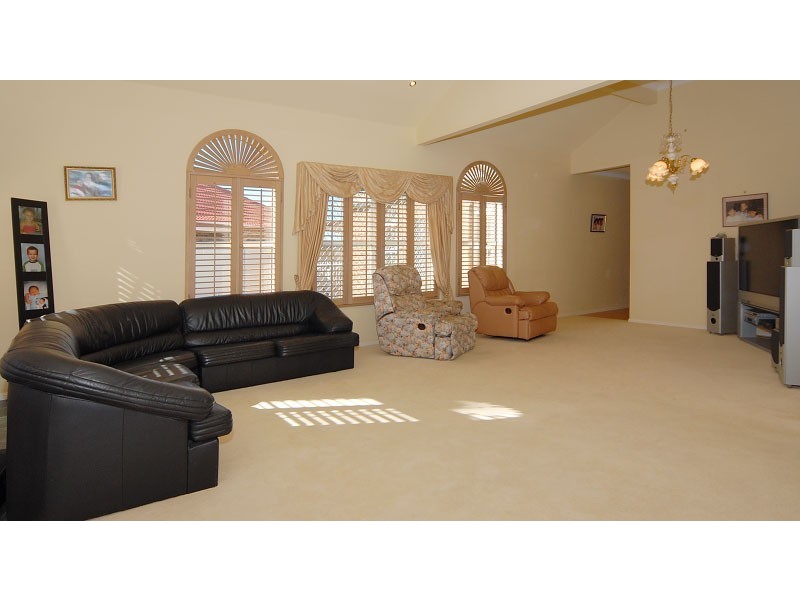 190 Port Jackson Boulevarde, Clear Island Waters QLD 4226