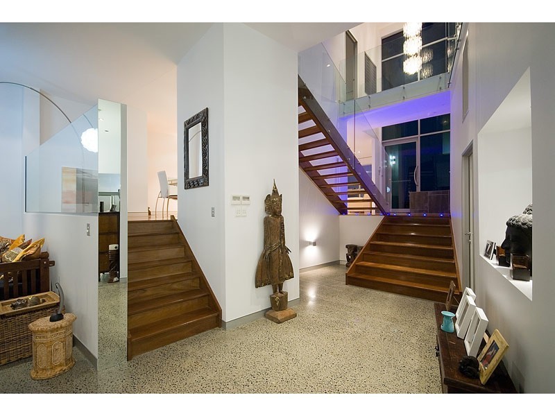 5008 Riverwood Grove, Benowa QLD 4217
