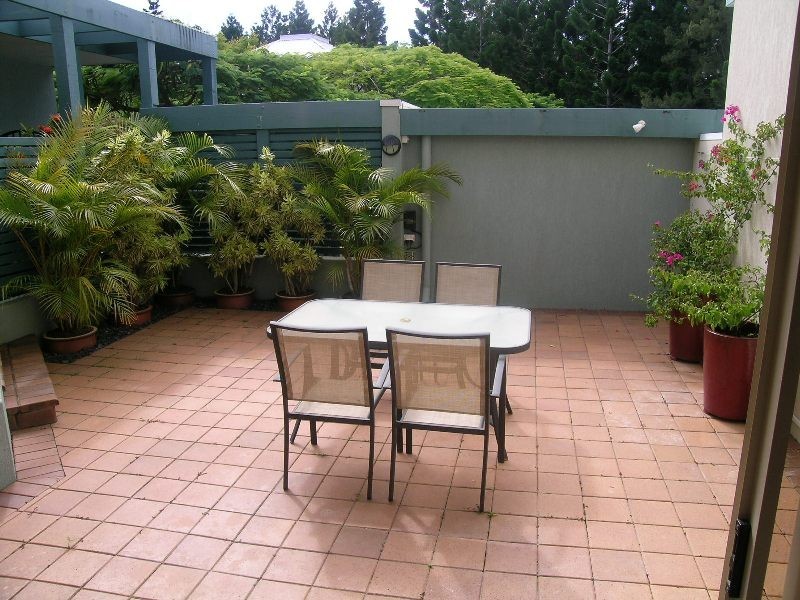 2115 South Shields Ross St Royal Pines, Ashmore QLD 4214