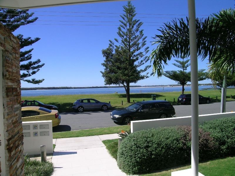 3/32 ‘Oasis’ Oatland Ave, Runaway Bay QLD 4216