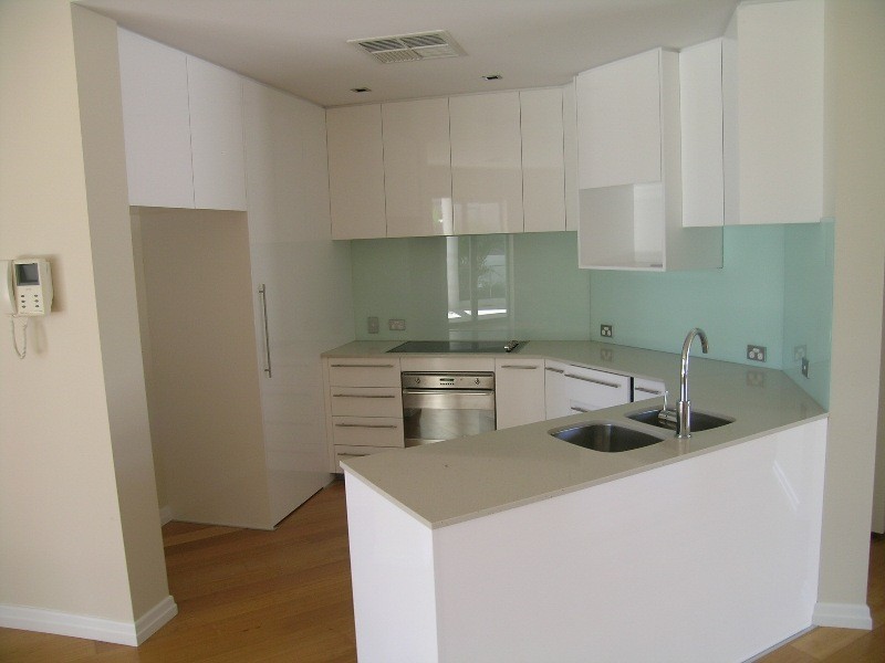 3/32 ‘Oasis’ Oatland Ave, Runaway Bay QLD 4216
