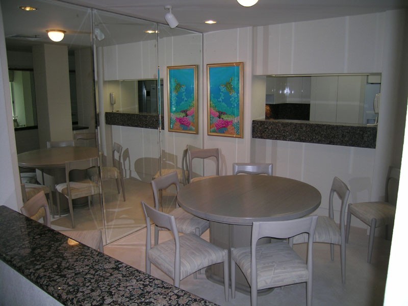 27 “Pacific Mirage”, Seaworld Dr, Main Beach QLD 4217
