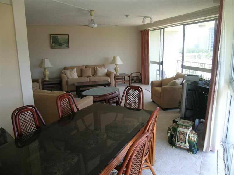 604 ‘Edgewater Gardens’ 21 Peninsula Dr, Surfers Paradise QLD 4217