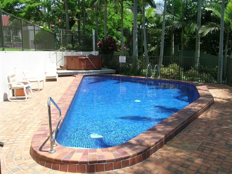 604 ‘Edgewater Gardens’ 21 Peninsula Dr, Surfers Paradise QLD 4217