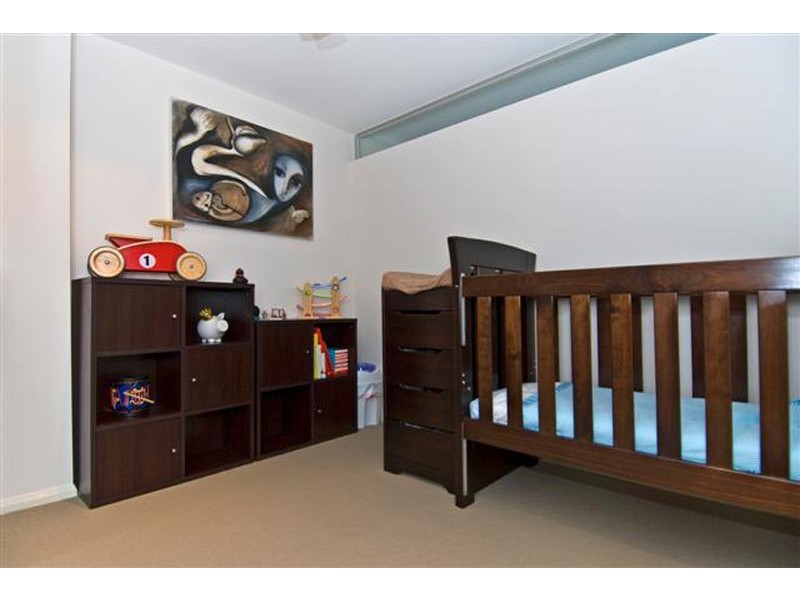 23 The Pinnacle 2894 Gold Coast Highway, Surfers Paradise QLD 4217