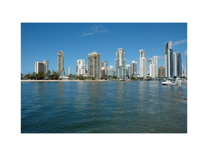 83 Stanhill Drive, Chevron Island QLD 4217