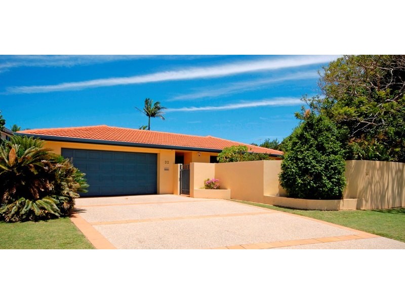 32 Boomerang Crescent, Sorrento QLD 4217