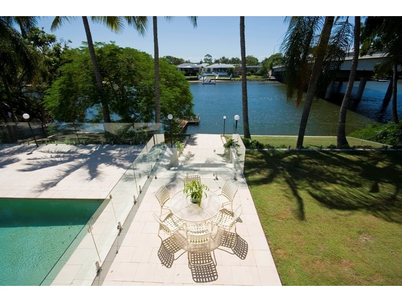 179-181 Monaco Street, Broadbeach Waters QLD 4218