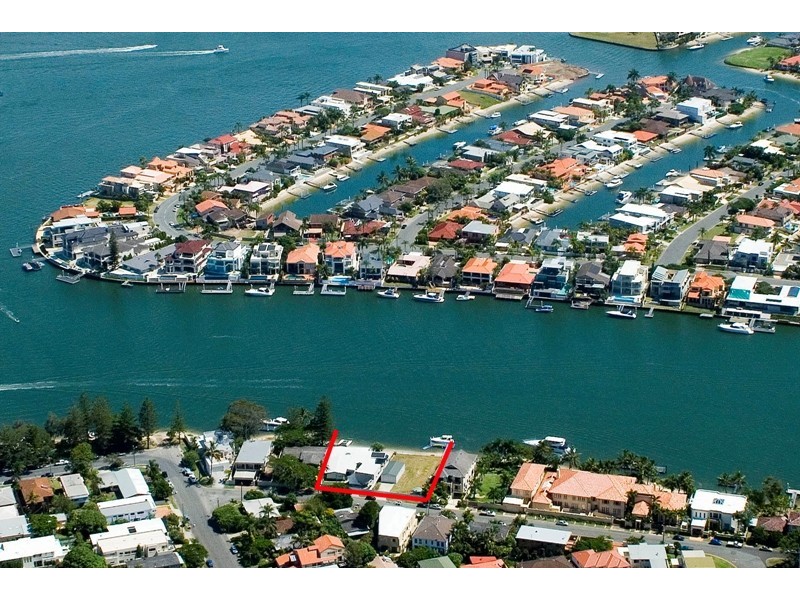 8-12 Paradise Place, Budds Beach, Surfers Paradise QLD 4217