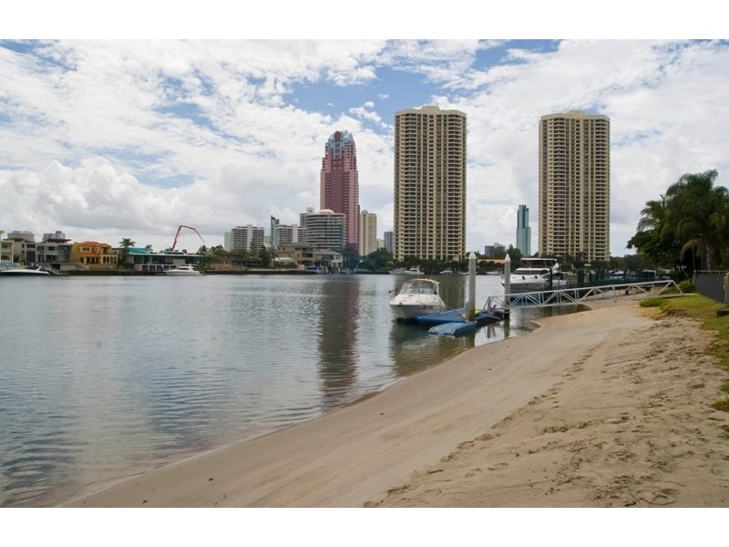 8-12 Paradise Place, Budds Beach, Surfers Paradise QLD 4217