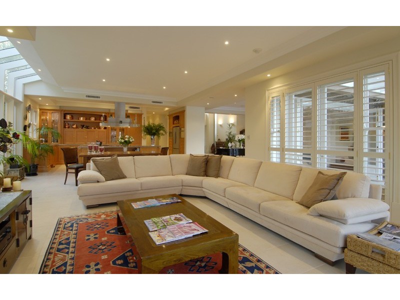 14 Kookaburra Court, Sorrento QLD 4217