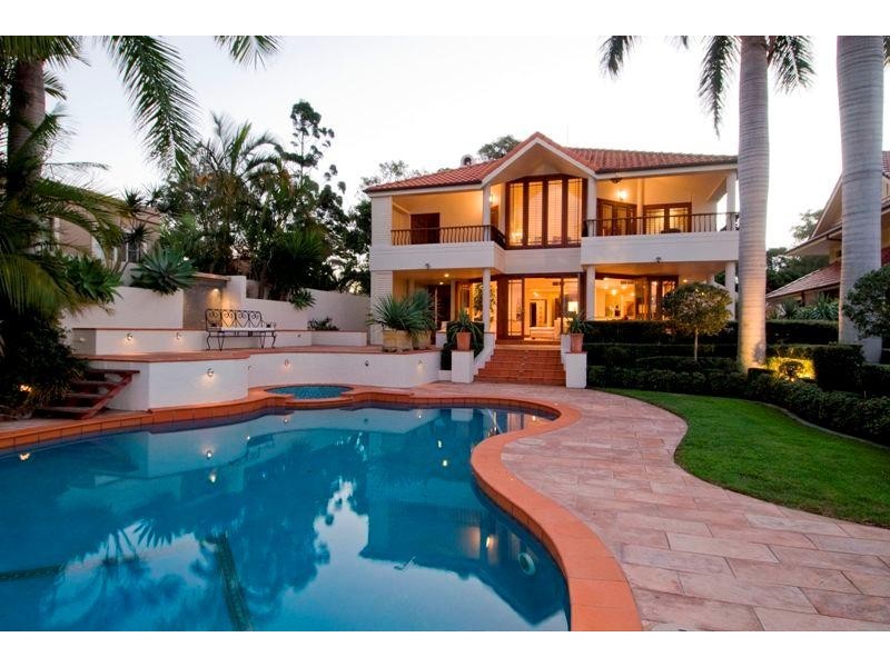 5 Winchester Street, Southport QLD 4215