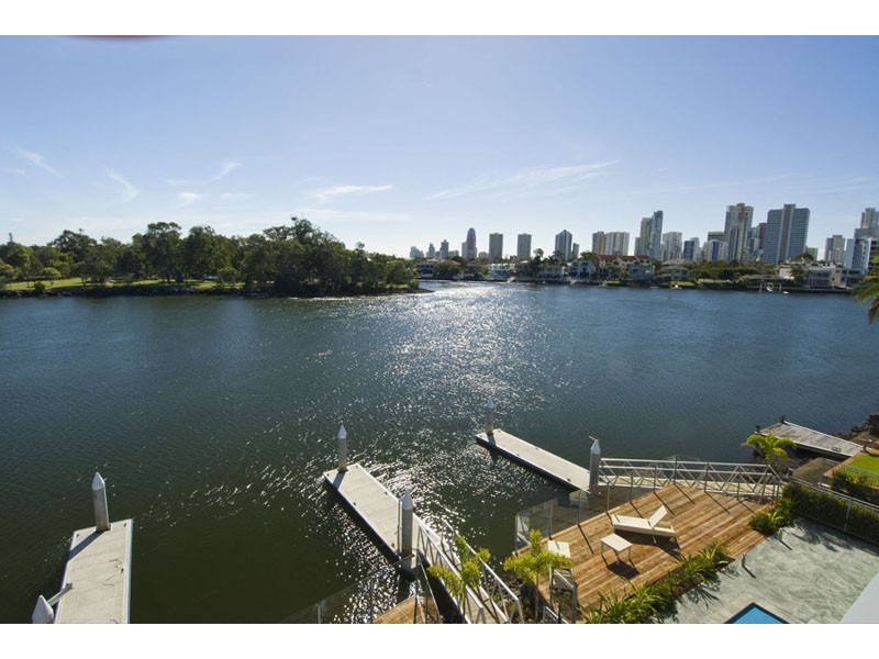 Unit 1 “Eden on Sunset” 68-70 Sunset Blvd, Surfers Paradise QLD 4217