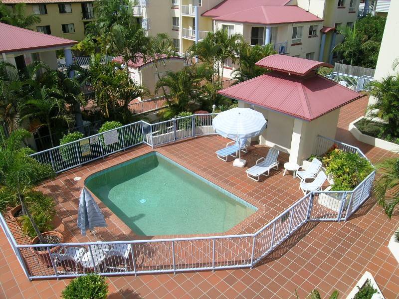 18 Lloyd Street, Southport QLD 4215