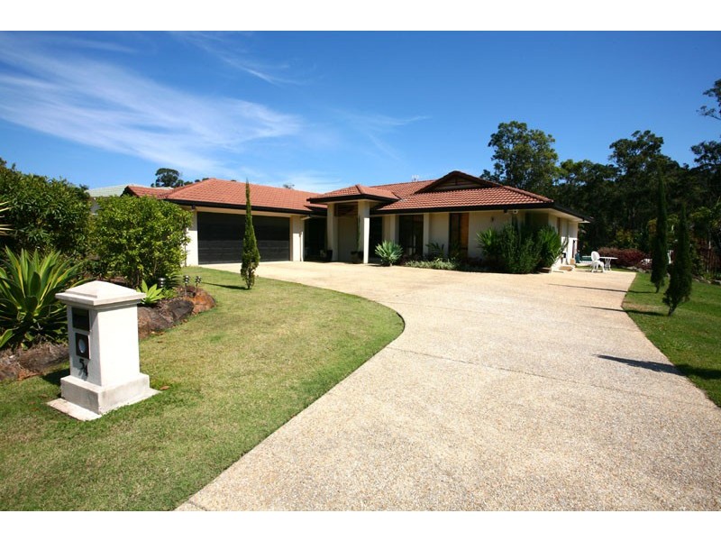 54 Lawnhill Drive, Nerang QLD 4211