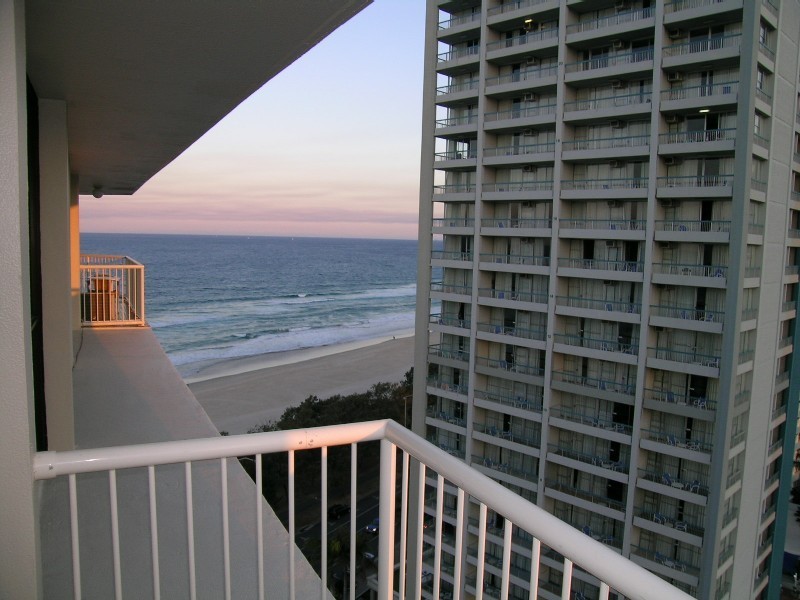 3277 Gold Coast Highway, Surfers Paradise QLD 4217