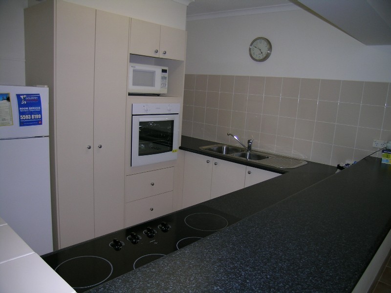 3277 Gold Coast Highway, Surfers Paradise QLD 4217