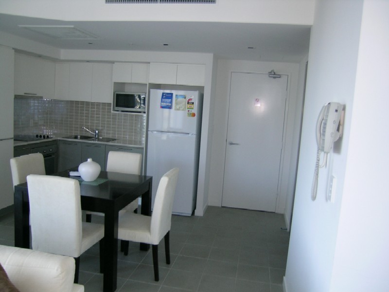 801 ‘Artique’ Enderley Avenue, Surfers Paradise QLD 4217