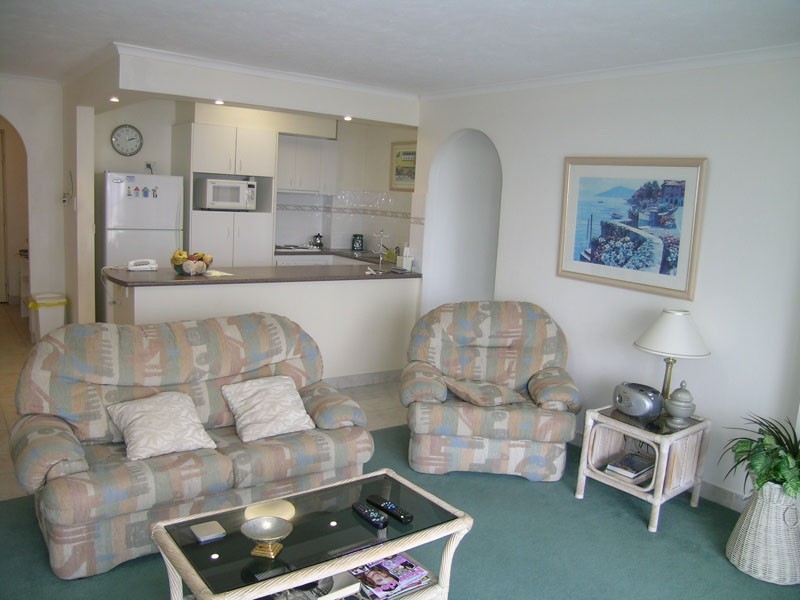 15G  BEACHPOINT, Surfers Paradise QLD 4217