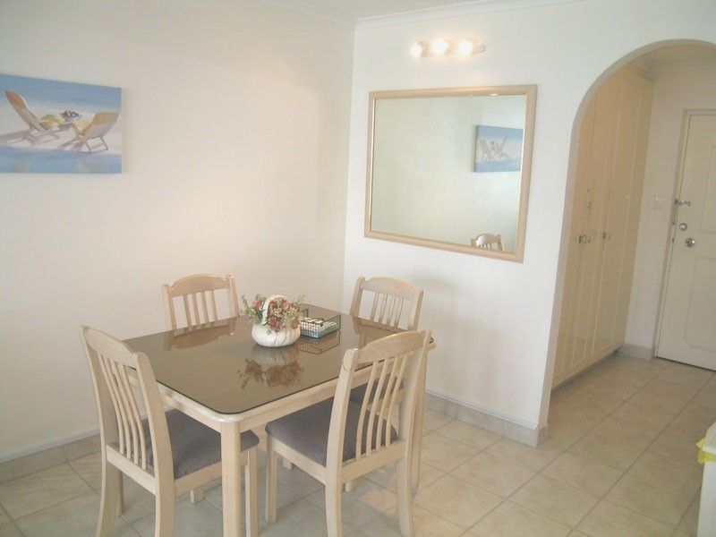 15G  BEACHPOINT, Surfers Paradise QLD 4217