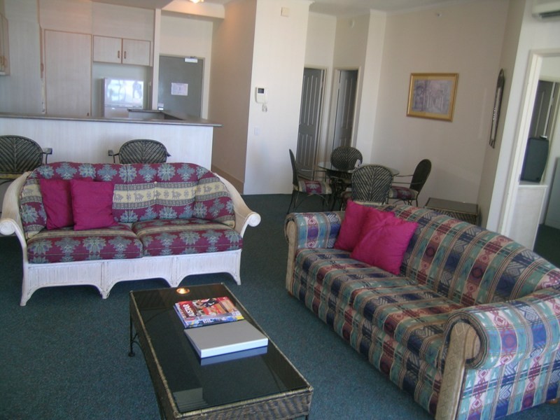 3400  “Suncity Resort” Surfers Paradise Blvd, Surfers Paradise QLD 4217