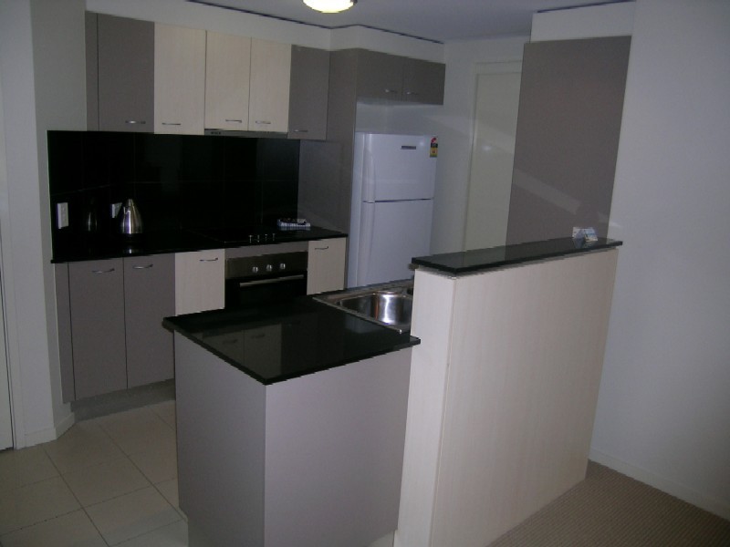 21 Cypress Avenue, Surfers Paradise QLD 4217