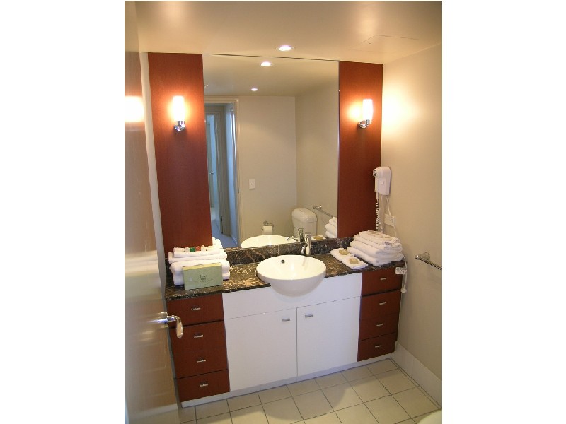 3314 23 Ferny Avenue, Surfers Paradise QLD 4217