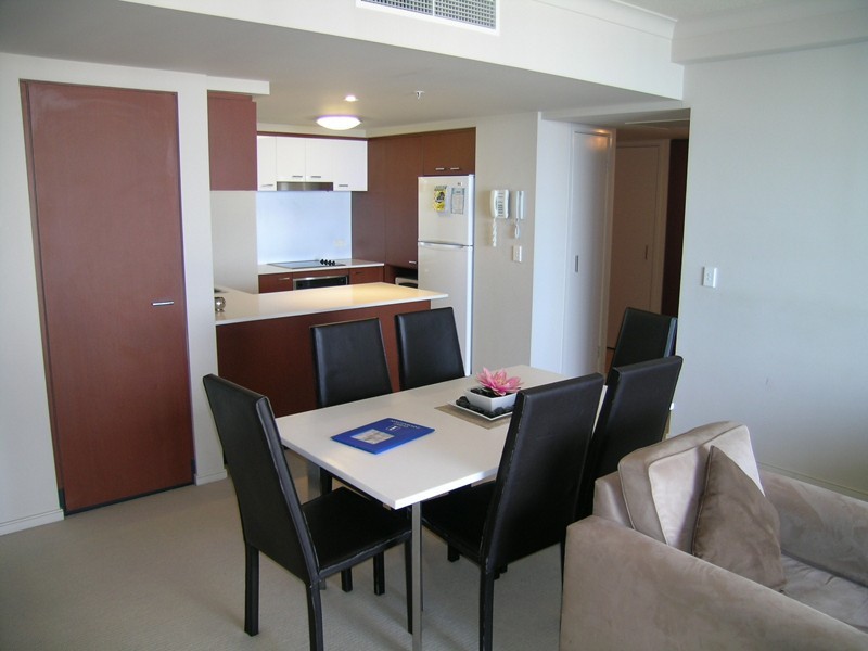 3314 23 Ferny Avenue, Surfers Paradise QLD 4217