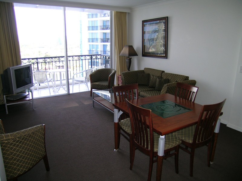 1127 23 Ferny Avenue, Surfers Paradise QLD 4217