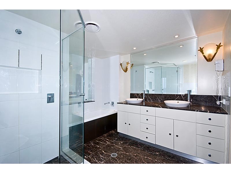 1233 Skyline Tower ‘Chevron Renaissance’, Surfers Paradise QLD 4217