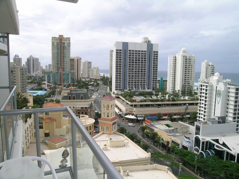 23 Ferny Ave, Surfers Paradise QLD 4217