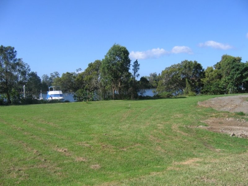 Rivercove Place, Hope Island QLD 4212