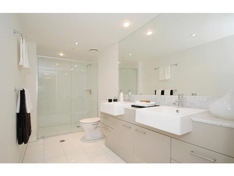 21102 “Southport Central Tower 2″ 56 Scarborough Street, Southport QLD 4215