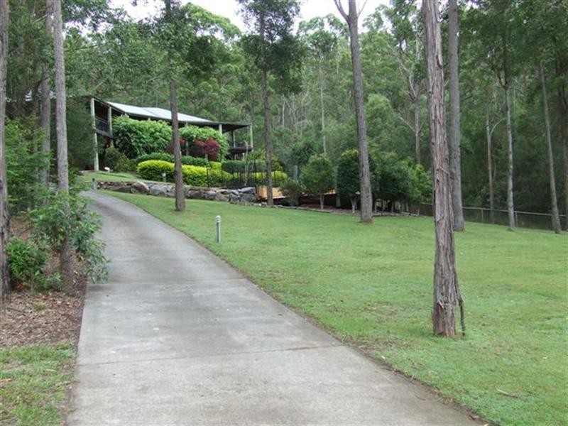 21-23 Lydford Close, Bonogin QLD 4213