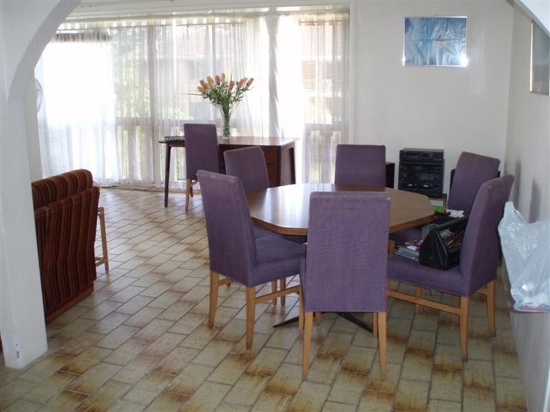 4/7 Sunrise Blvd, Surfers Paradise QLD 4217