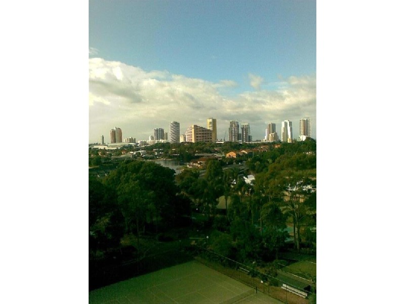 30 “Westwater”, Mermaid Waters QLD 4218