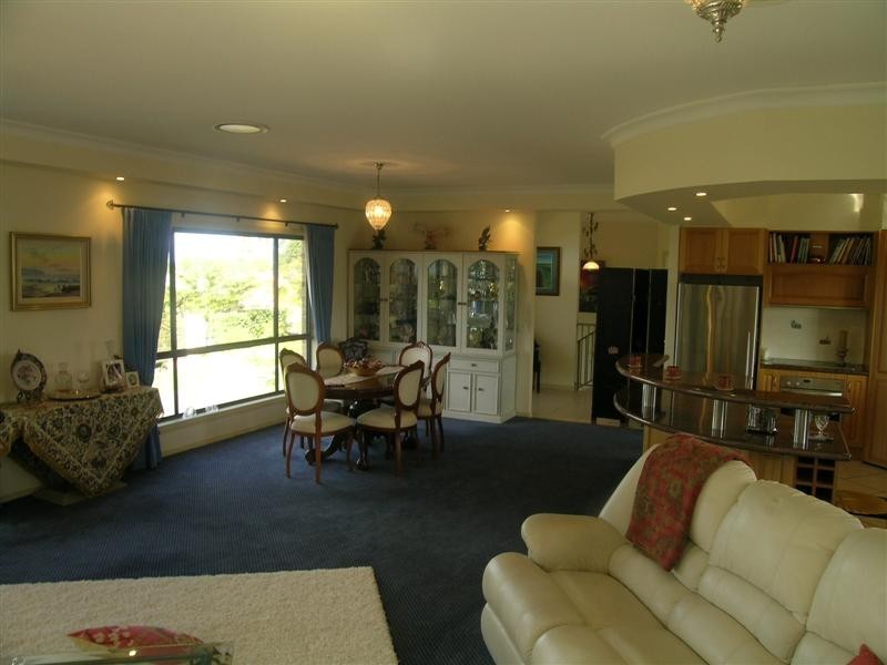 Highland Park QLD 4211