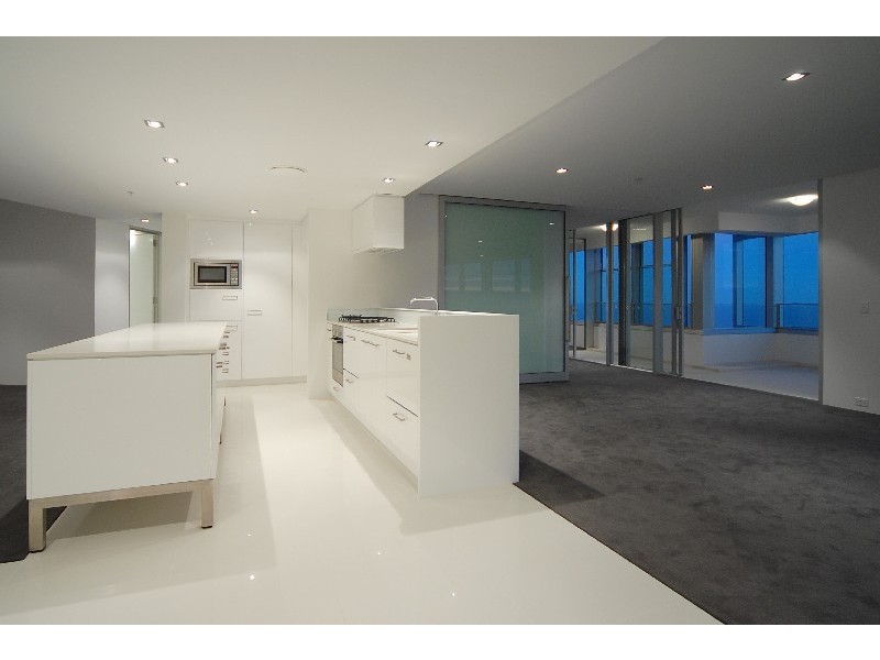 5205 Q1, 9 Hamilton Avenue, Surfers Paradise QLD 4217