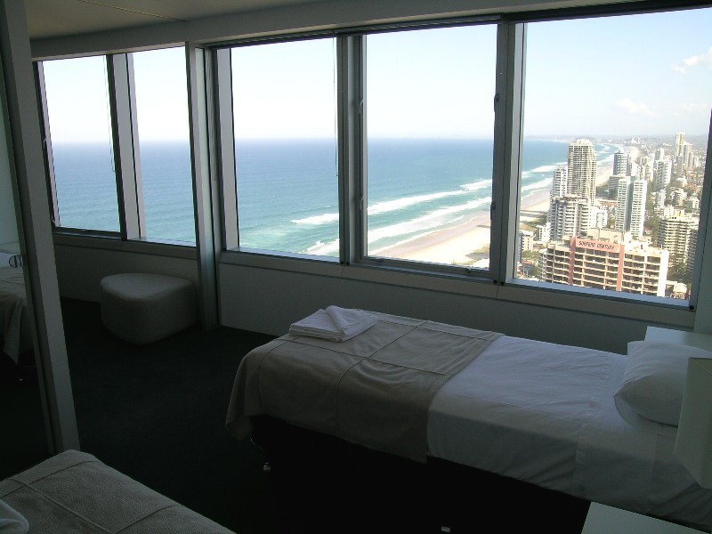 4004 Q1, Surfers Paradise QLD 4217