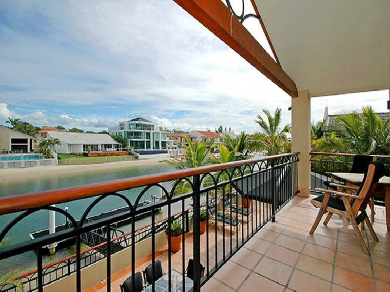34 Norseman Court, Paradise Waters QLD 4217