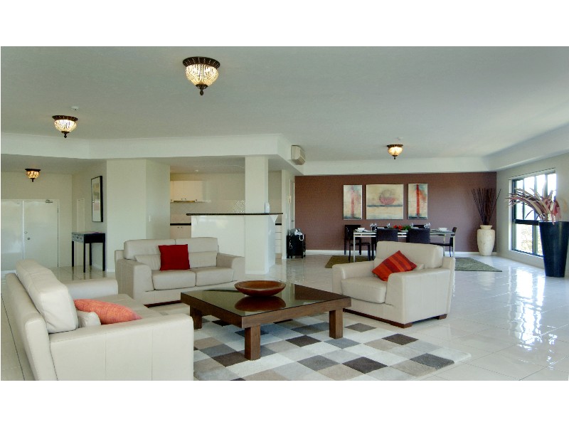 C5 MAGIC MOUNTAIN RESORT, GREAT HALL DRIVE, Miami QLD 4220