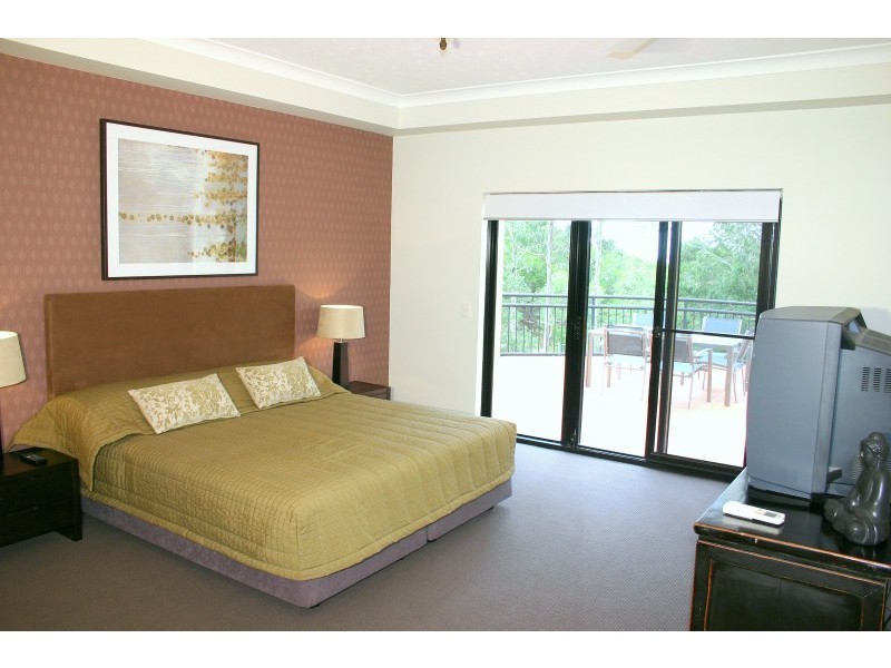 C5 MAGIC MOUNTAIN RESORT, GREAT HALL DRIVE, Miami QLD 4220