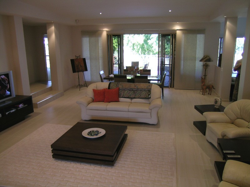 2002 The Boulevarde, Benowa QLD 4217