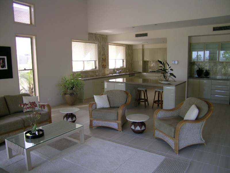 2002 The Boulevarde, Benowa QLD 4217