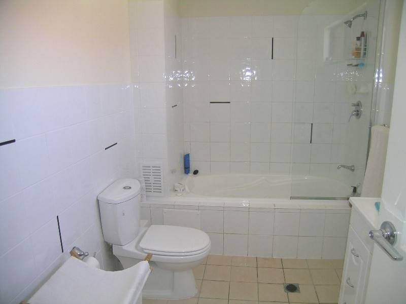 14 Little Norman Street, Southport QLD 4215