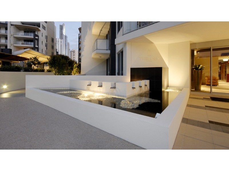 21 Cypress Avenue, Surfers Paradise QLD 4217