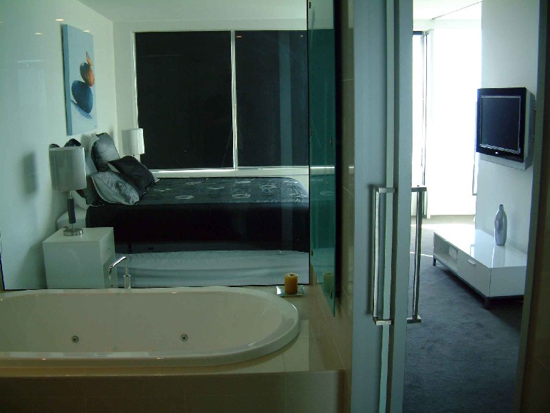 Unit 3104 Q1, 9 Hamilton Avenue, Surfers Paradise QLD 4217