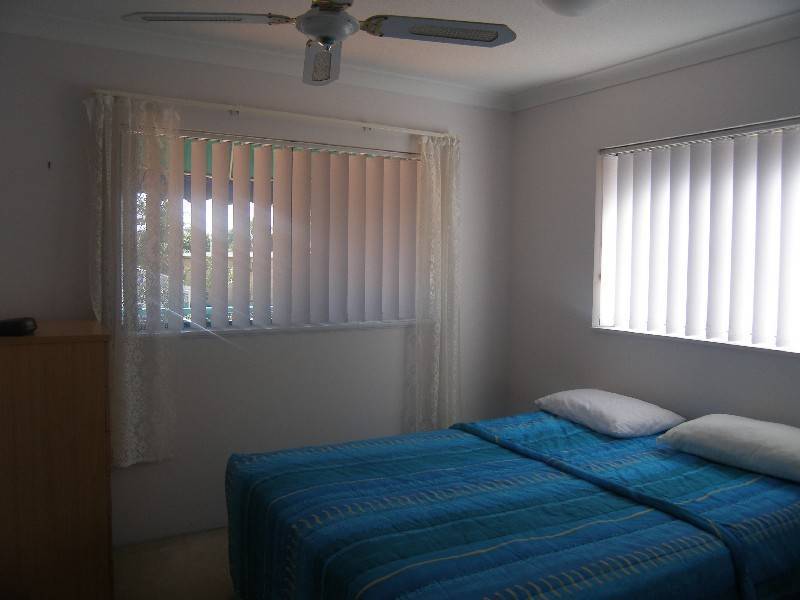 Unit 17 Aruba Surf 112-116 Surf Parade, Broadbeach QLD 4218