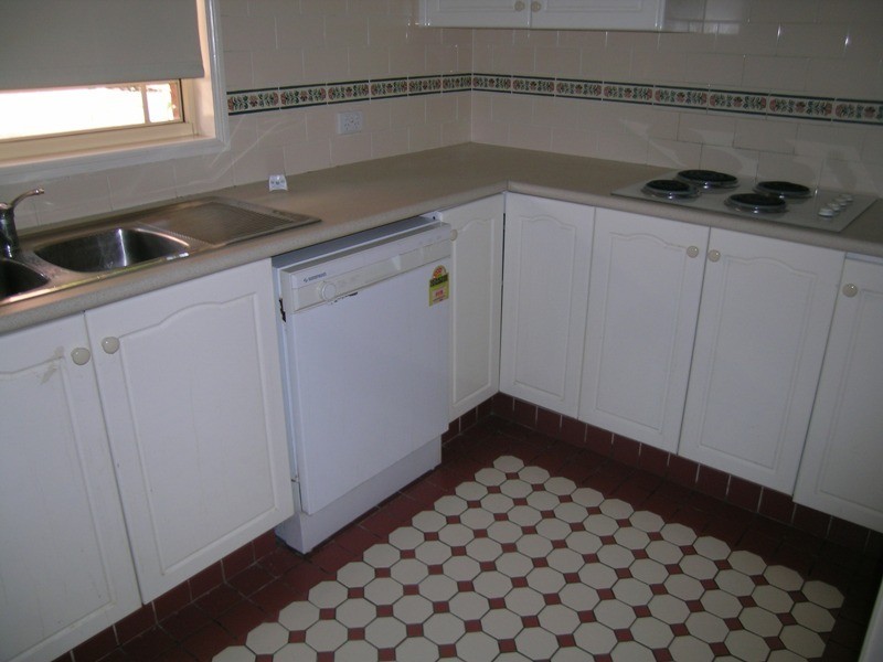Unit 4 53 Bauer Street, Southport QLD 4215