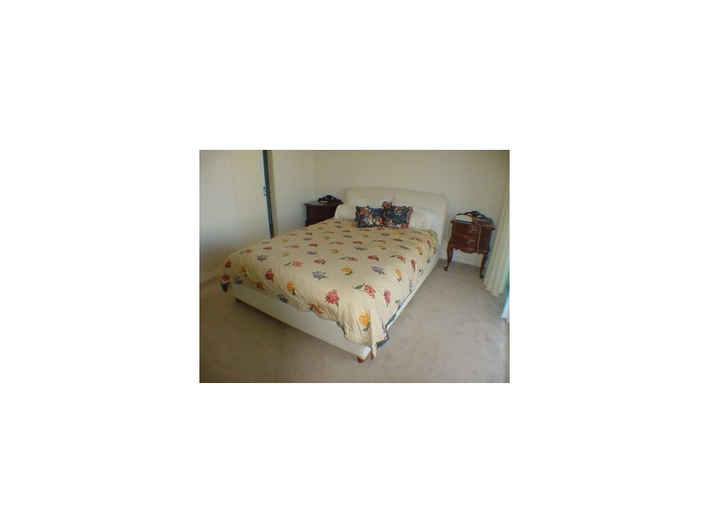 Villa 313 Bell Park, Royal Pines Resort, Ross Street, Ashmore QLD 4214
